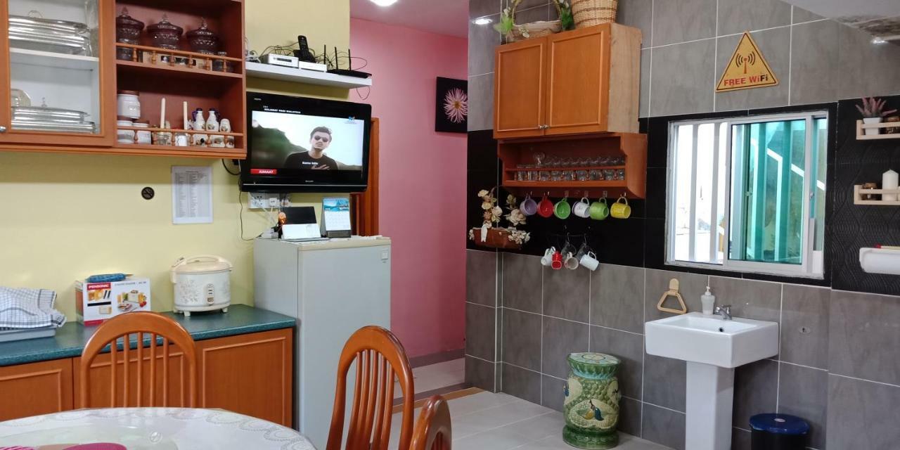 Ferienwohnung Jazepuri - Jaze 1 Kuching Exterior foto